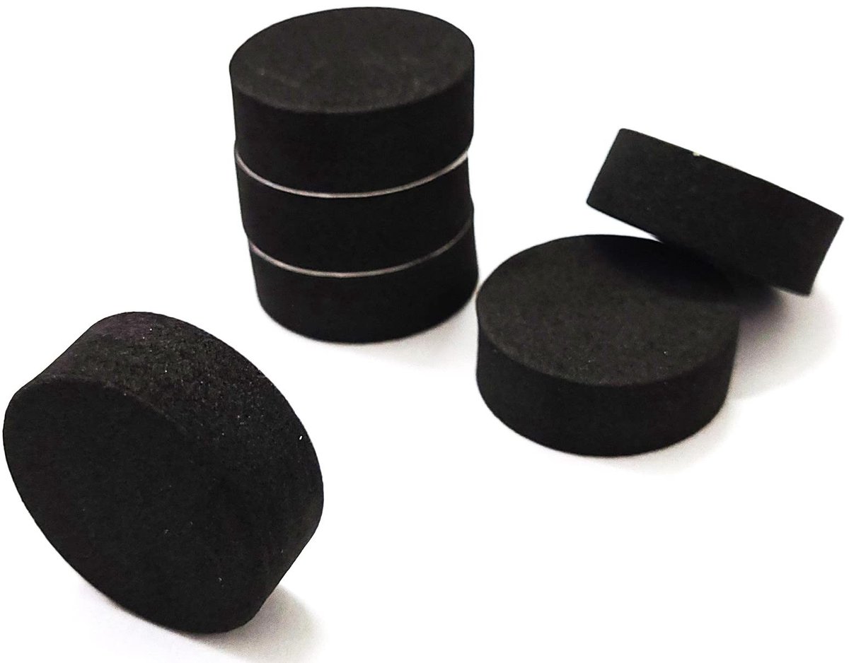 Dailygoods- Bloempot Voeten 100 Stuks - Antislip Pads - Zelfklevende Matten - Multifunctioneel - Voor Meubels - 30mm Diameter, 11mm Dikte - Meubelvoetjes