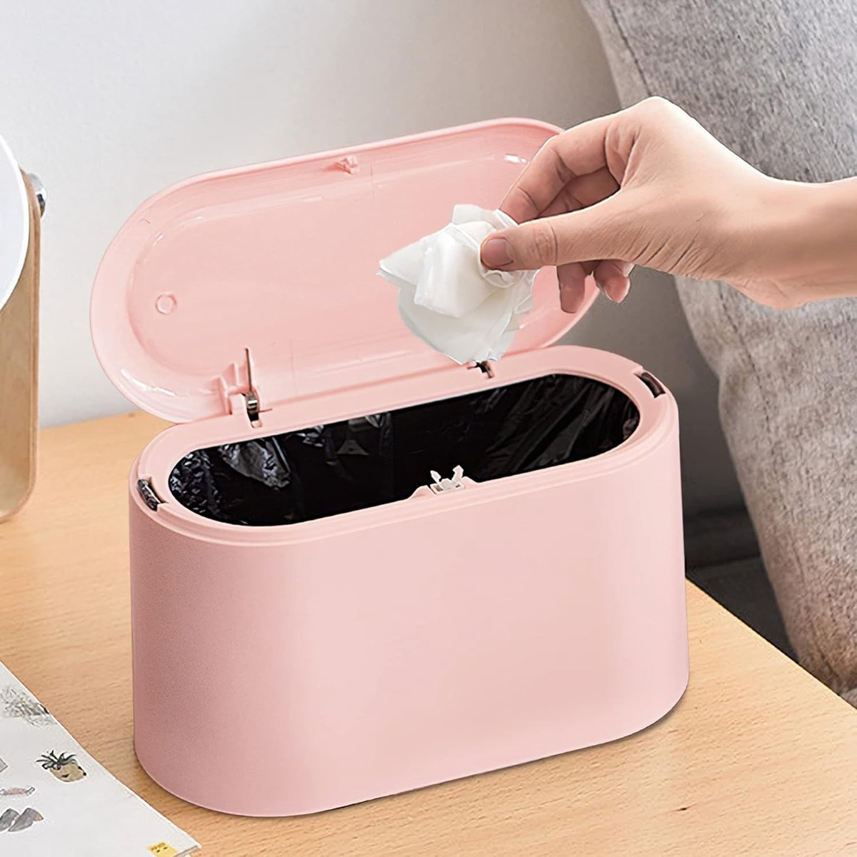 Mini-afvalbakje met deksel – Klein afvalemmertje, compact kunststof bakje, pop-up tafelafvalbakje – Afval- en pluizenbakje voor aanrecht, badkamer, kantoor en bureau - pink