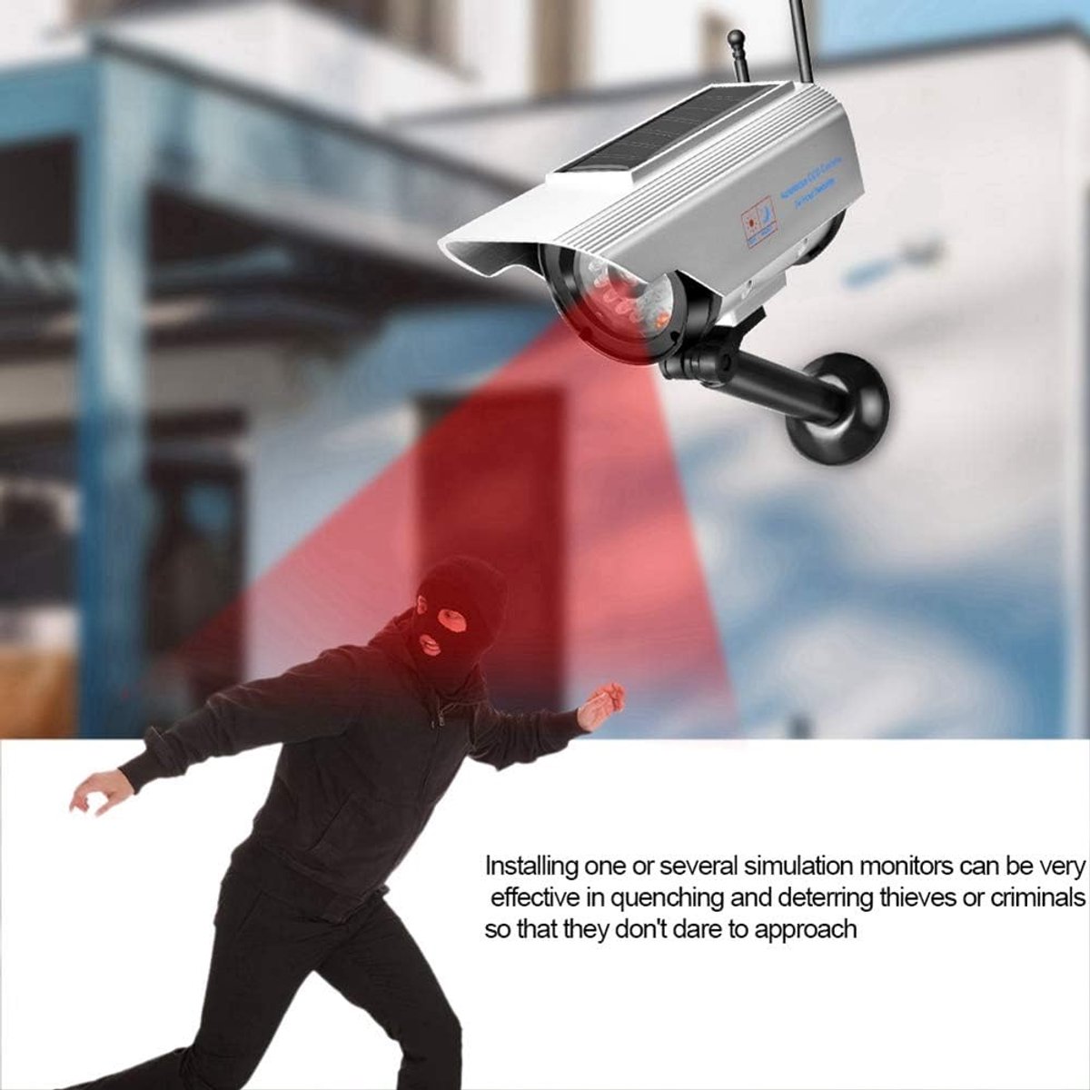 Nep Beveiligingscamera - Dummy Camera - Afschrikken Indringers - Op Zonne-energie - 19 x 9 x 9 cm - Zilver
