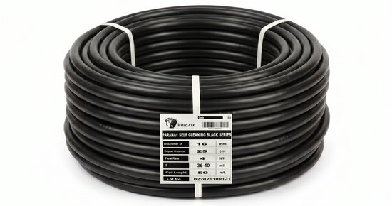 Een opgerolde zwarte slang met witte plastic banden, met een label dat 'PARANA+ SELF CLEANING BLACK SERIES' en specificaties vermeldt.
