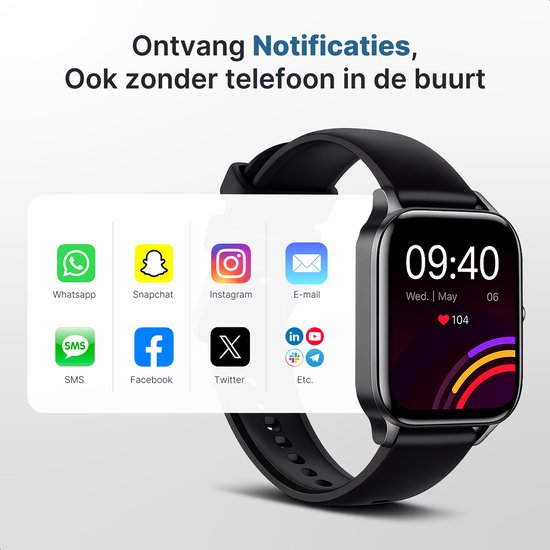 Zwarte smartwatch met notificaties voor WhatsApp, Snapchat, Instagram, E-mail, SMS en Facebook.