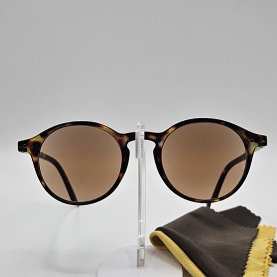 Lunettes de lecture et de soleil +3,5 / lunettes unisexes à votre vue +3.5 avec étui et chiffon, lunettes de soleil teintées marron / monture mate marron unisexe / READING SUNGLASSES / lunette de lecture / Aland optiek