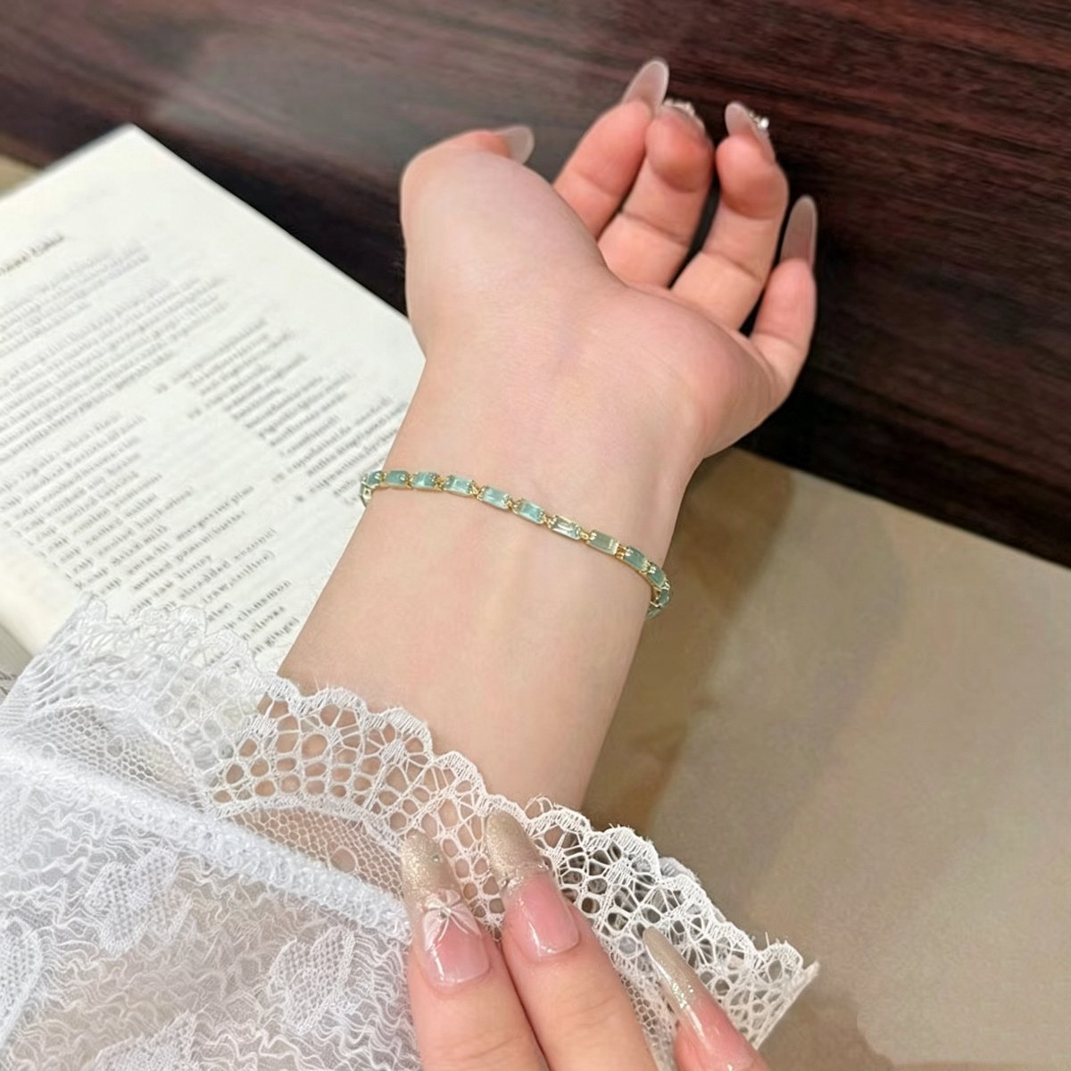 Helin Life Minimalistische, verfijnde suikerklontjesarmband – modieus en veelzijdig –Cadeau voor Vrouwen, Moeder of Vriendin
