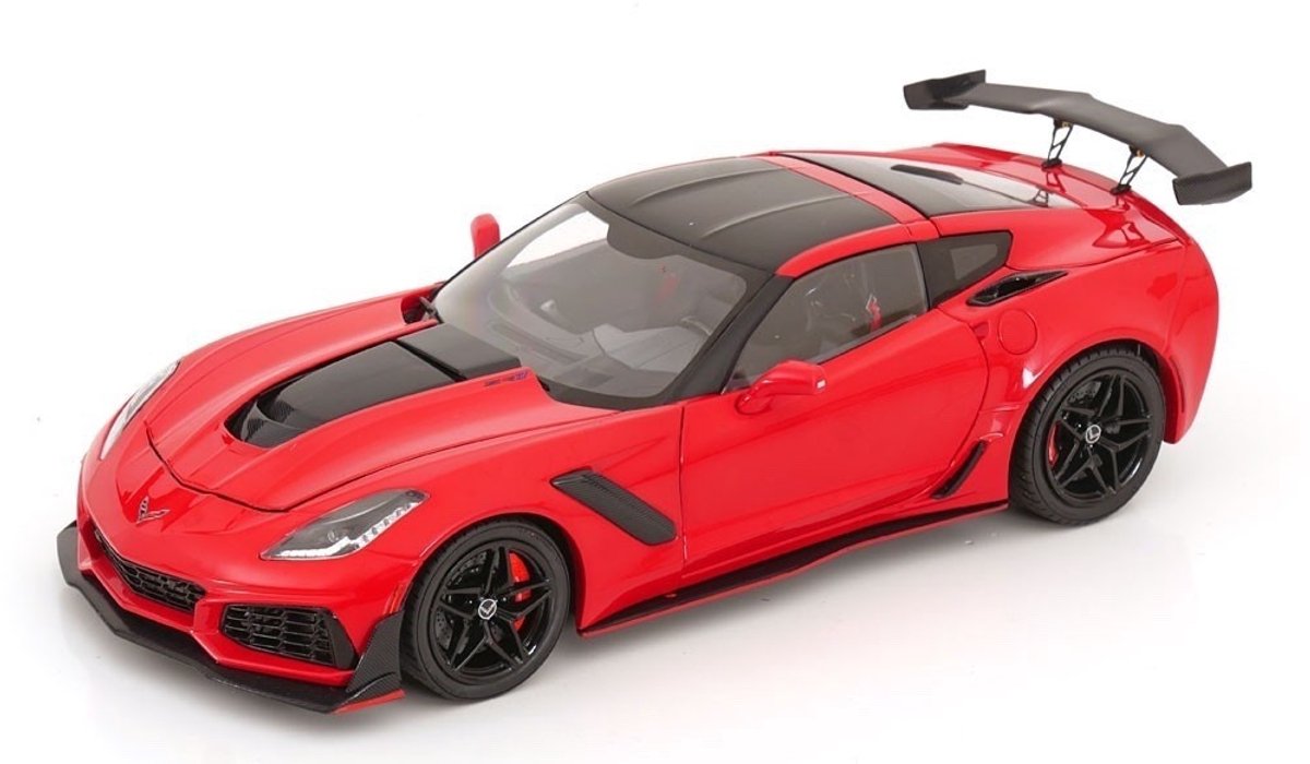 Chevrolet Corvette C7 ZR1 2019 - 1:18 - IXO Models