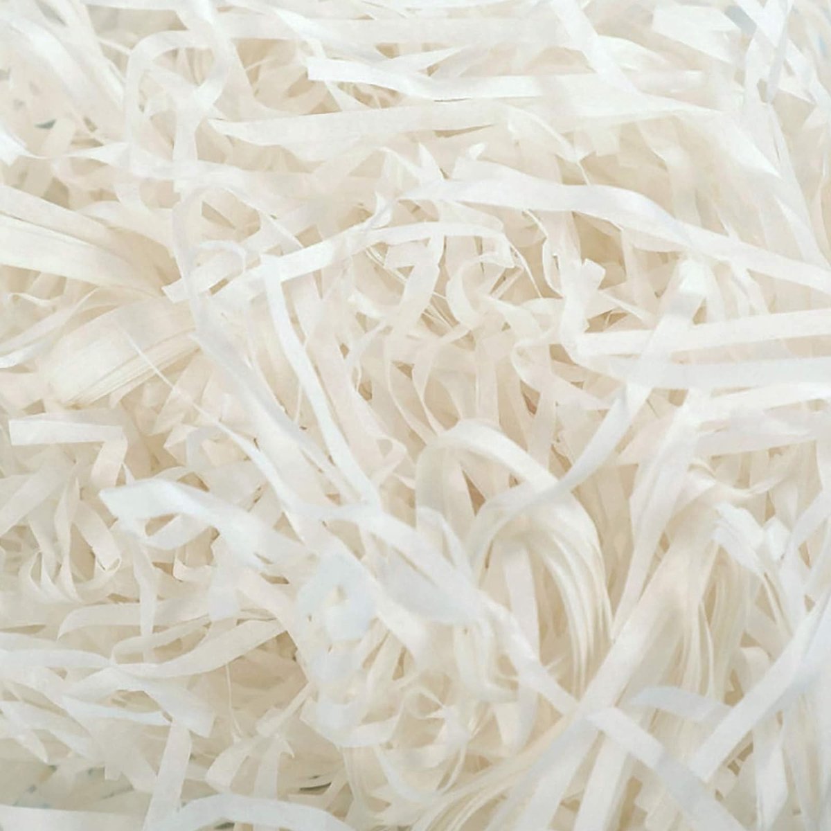Dailygoods- Papier versnipperd 200g - Cadeauvulling - Natuurlijke tissuepapier - Milieuvriendelijk - Gerecycled materiaal - Geen sporen van vuil