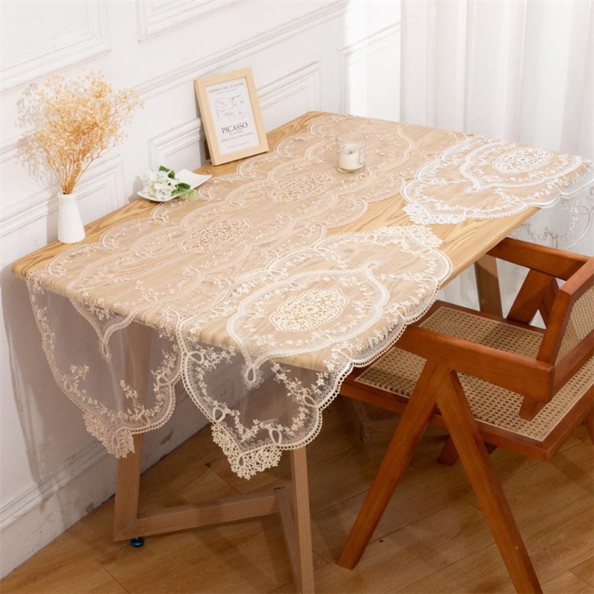Dailygoods- Tafelkleed Vintage - Decoratieve Tafelloper - Kanten Borduurwerk - Ovaal 42 x 220 cm - Polyester - Bruiloft/Feest Decoratie