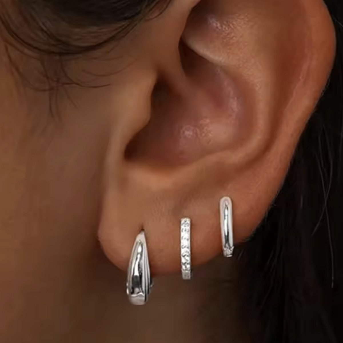 Oorbellen Set - 3 stuks - Kleur: Zilver - Luxe Oorbellen - Incl. Cadeauverpakking - Oorhangers / Oorring / Oorknopjes - Hoge Kwaliteit RVS - Stainless Steel / Roestvrijstaal - Verkleurt Niet - Oorbellen Set - Oorbellen Vrouwen / Dames