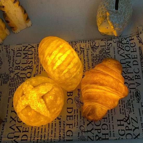 LED nacht licht analoge 3D licht grappig licht slaapkamer bed batterij licht home deco grappige verlichting brood licht - Croissant van Paladone — afbeelding 5