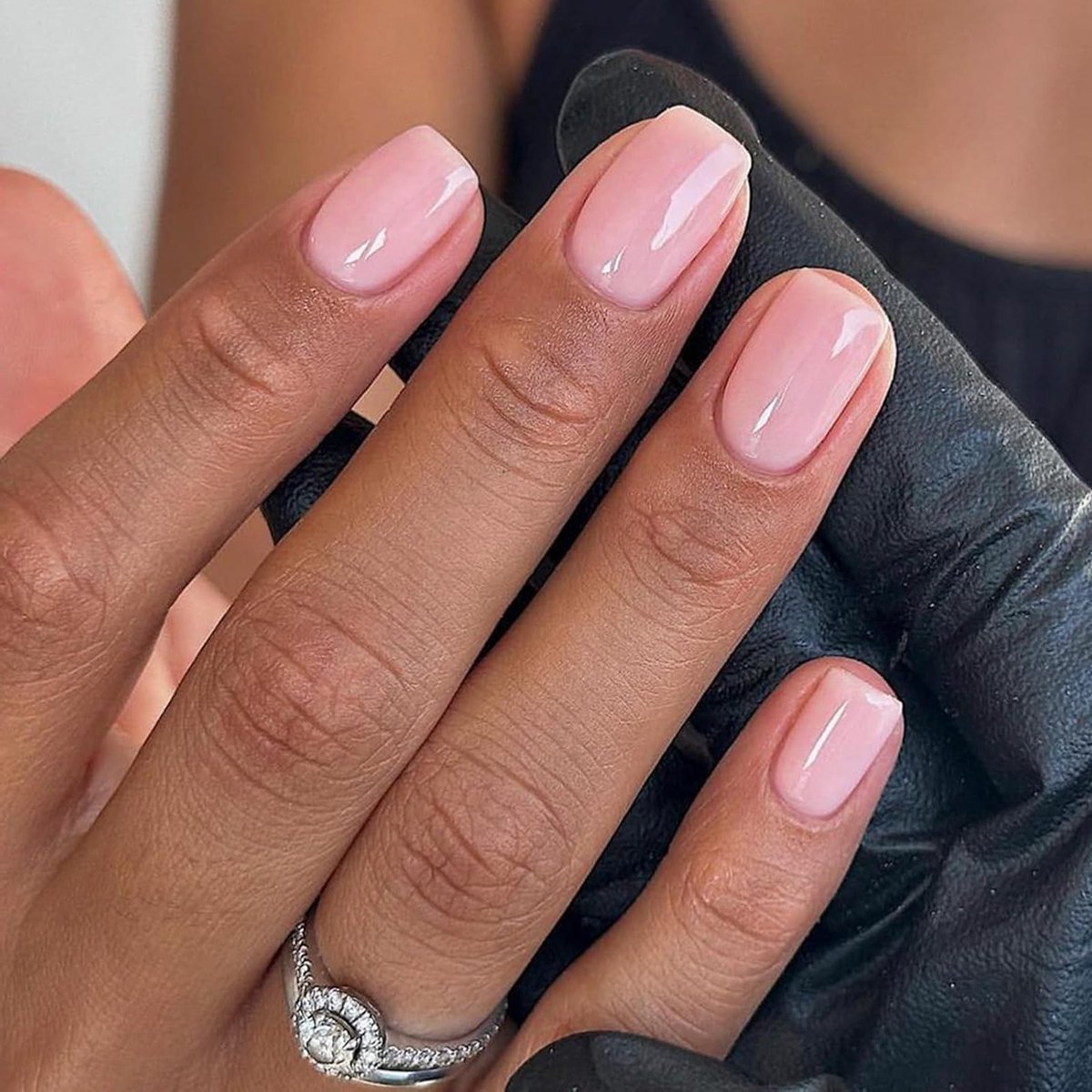 Set van 24 Korte Valse Nagels in Romantisch Roze - Natuurlijke Acryl Franse Nagels voor Vrouwen en Meisjes, Perfect voor Elke Gelegenheid