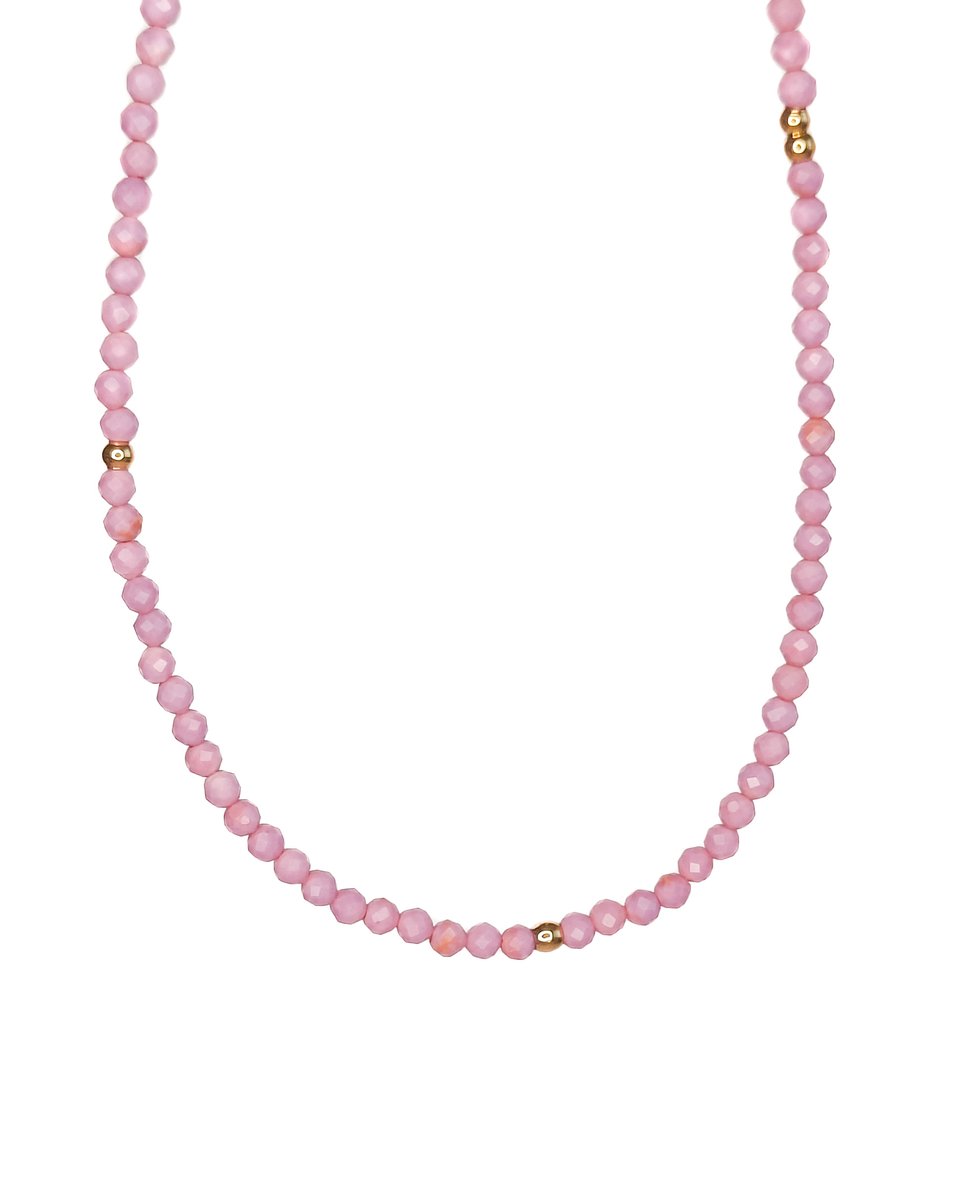 Ava&Imber Sparkling Paarse Lepidoliet Ketting Stainless Steel (RVS) | Lila Edelsteen Ketting voor Vrouwen | Paarse Kralenketting met Gouden Kraaltjes | Moderne, Minimalistische Damesketting | Vrolijke Collier voor de Lente