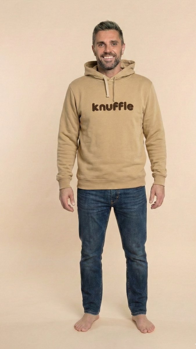 Knuffle Classic Hoodie® | Van het bekende Nederlandse merk Knuffle® | Linda: "De perfecte hoodie. Stijlvol en heel comfortabel!" | Duurzaam geproduceerd in Portugal | Voor dames en heren | Verkrijgbaar in 4 kleuren, dit is maat S, in de kleur Beige