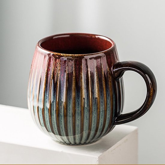 VHV-Mok - Koffiemok - Grote mok - Theemok - Keramiek - Handgemaakte look - Vaatwasserbestendig - Magnetronbestendig - Cadeau idee - Voor kantoor en thuis - Rood