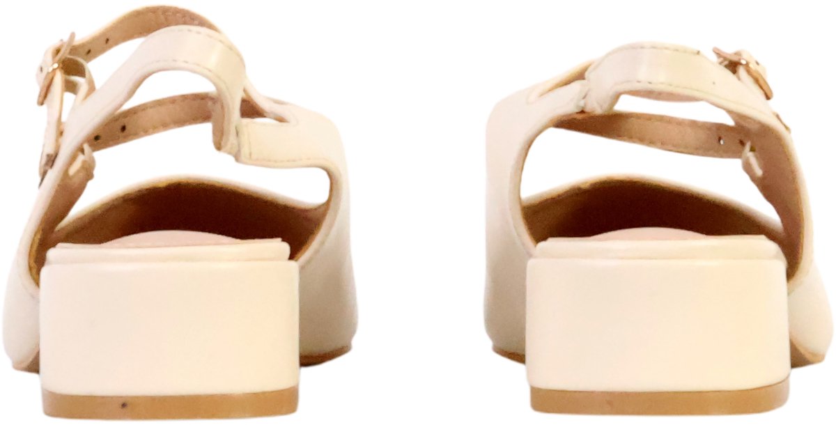 Pumps met riempje