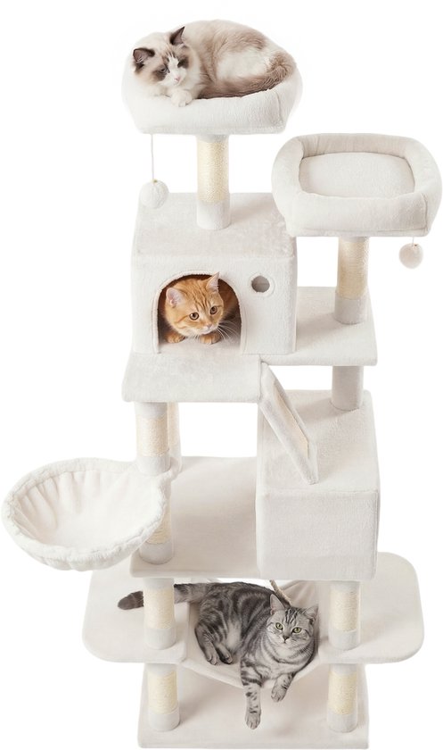 Arbre à chat blanc avec 3 chats: un dans un panier, un dans une niche, un sur une plateforme.