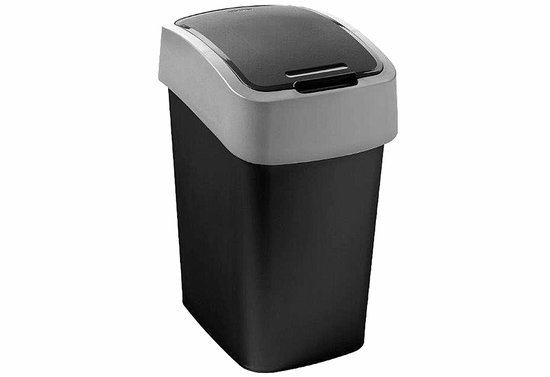 Poubelle Curver Flip Bin noire avec un bord et un rabat gris.