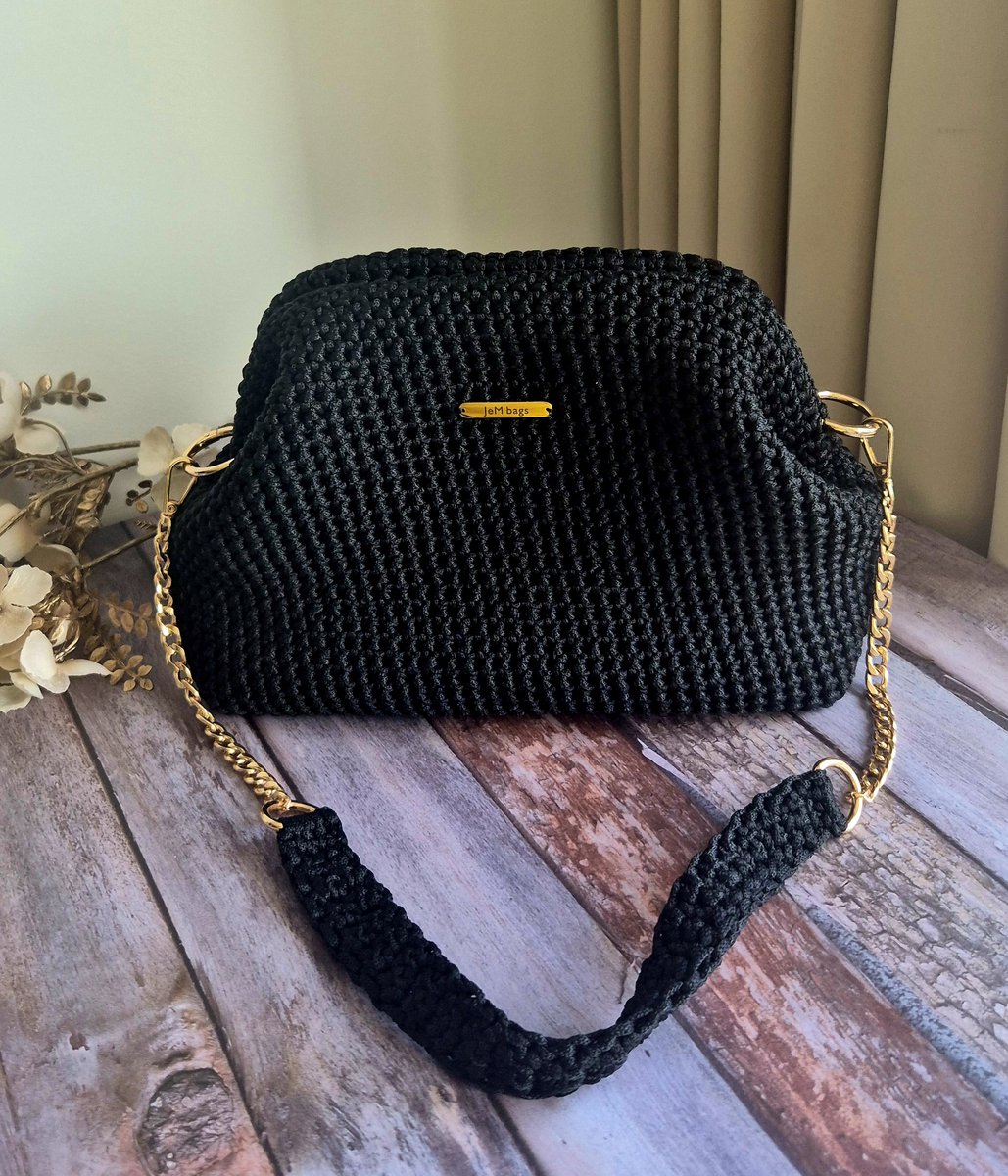 JeM Bags – Luxe handgemaakte gehaakte tas – zwart – stijlvolle dames schoudertas
