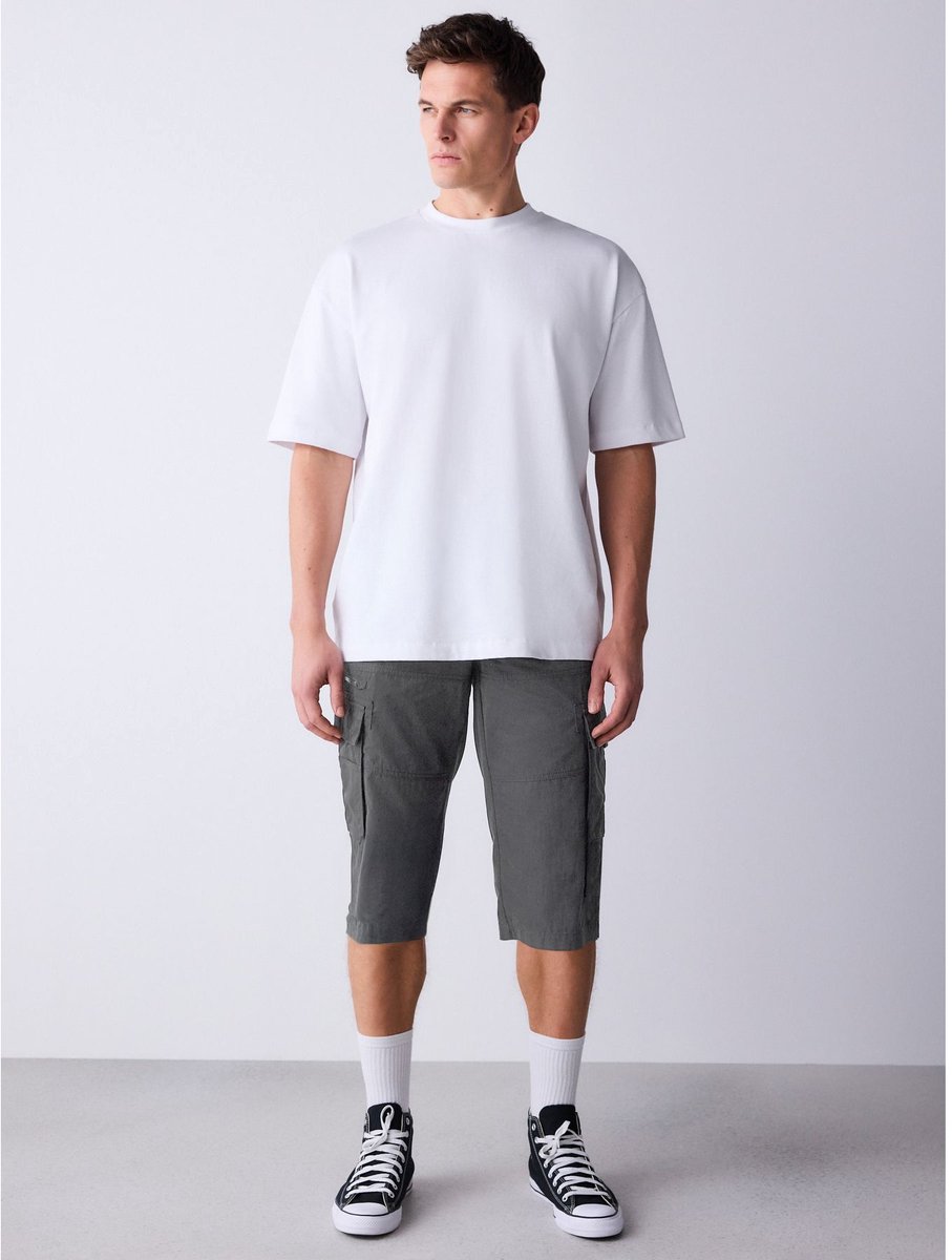 Next - Heren - Lange cargoshort met riem - Grijs