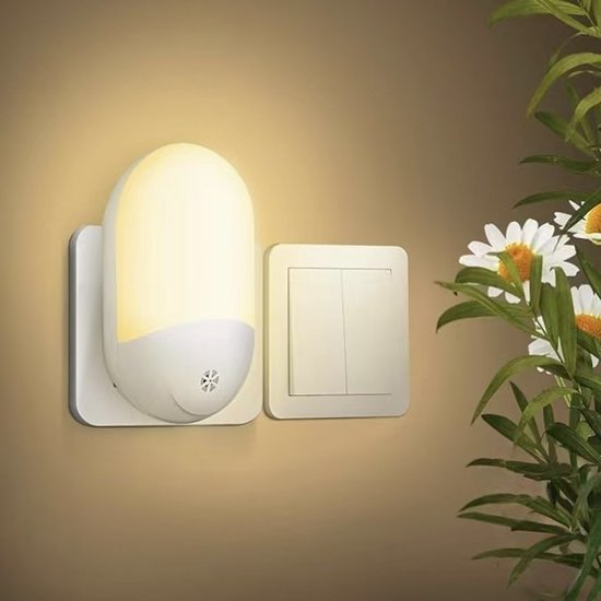2 stuks LED-sensorlampen - nachtlampje - slaaplampje - nachtlampje - stekker - warm wit licht - geschikt voor kinderkamer/slaapkamer/gang/trap - Europese stekker - wit — afbeelding 3