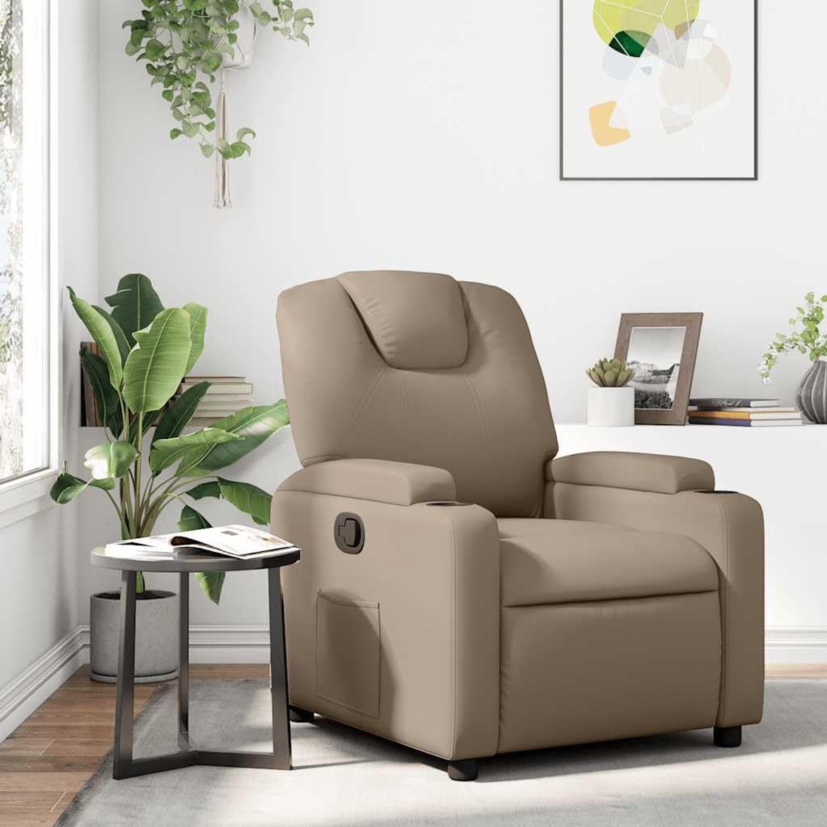 Elektrische Look Luxe Relaxfauteuil met Verstelbare Rugleuning en Voetensteun Cappuccino Bruin Kunstleer 135° Verstelbaar 17,6 kg – Comfortabele TV Stoel met Bekerhouders en Opbergvak
