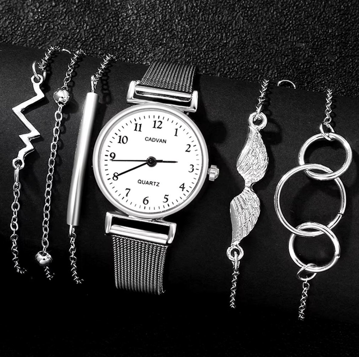 Luxe mesh horloge met 5 armbandjes