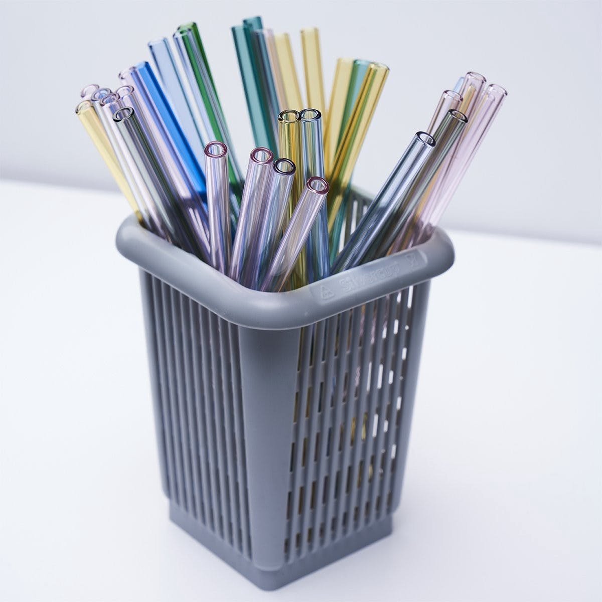 Voordeeldoos 50 stuks gekleurde glazen rietjes 15 cm + 5 borsteltjes - herbruikbaar en ecologisch