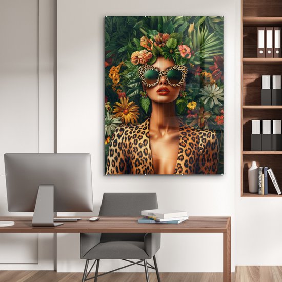 MuchoWow® Peinture sur verre 90x120 cm - Peinture sur verre acrylique - Femme - Imprimé Panthère - Jungle - Nature - Luxe - Photo sur verre - Décoration murale salon - Décoration murale chambre - Peintures