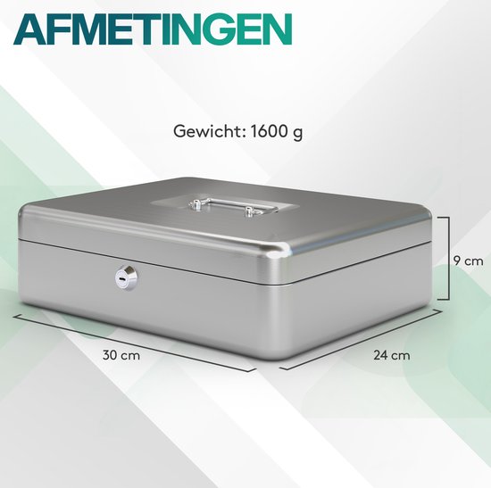 Afmetingen van het zilverkleurige geldkistje: 30 cm breed, 24 cm diep, 9 cm hoog. Tekst: Afmetingen.