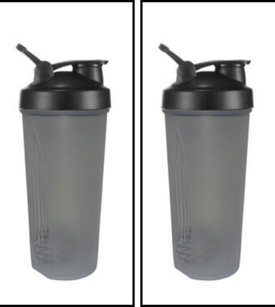 Twee grijze transparante shakers met zwarte dop, maatstreep en mixbal.