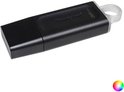 Zwarte Kingston 32GB USB stick met een lusje aan het uiteinde.