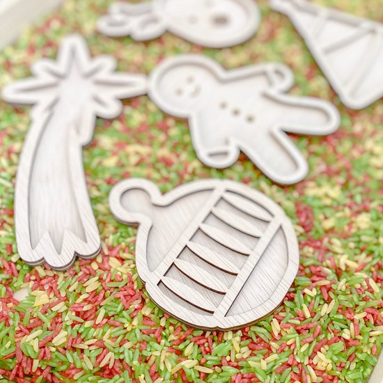 Gradiënt kerstkaarten collectie peperkoekman en klokken | Gratis Vector