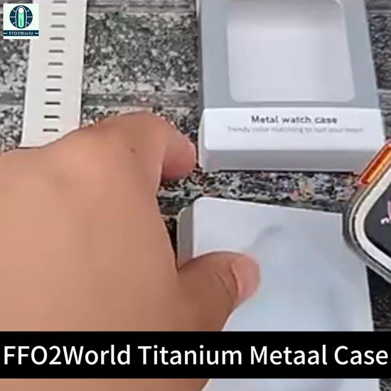 Stravo Titanium Metaal Case Hoesje – Geschikt voor Apple Watch Series 11 46mm / Series 10 46mm – Full Cover Metaal Case / Beschermend Hoesje – Robuuste Bumper Bescherming – Screenprotector Case (Zwart)