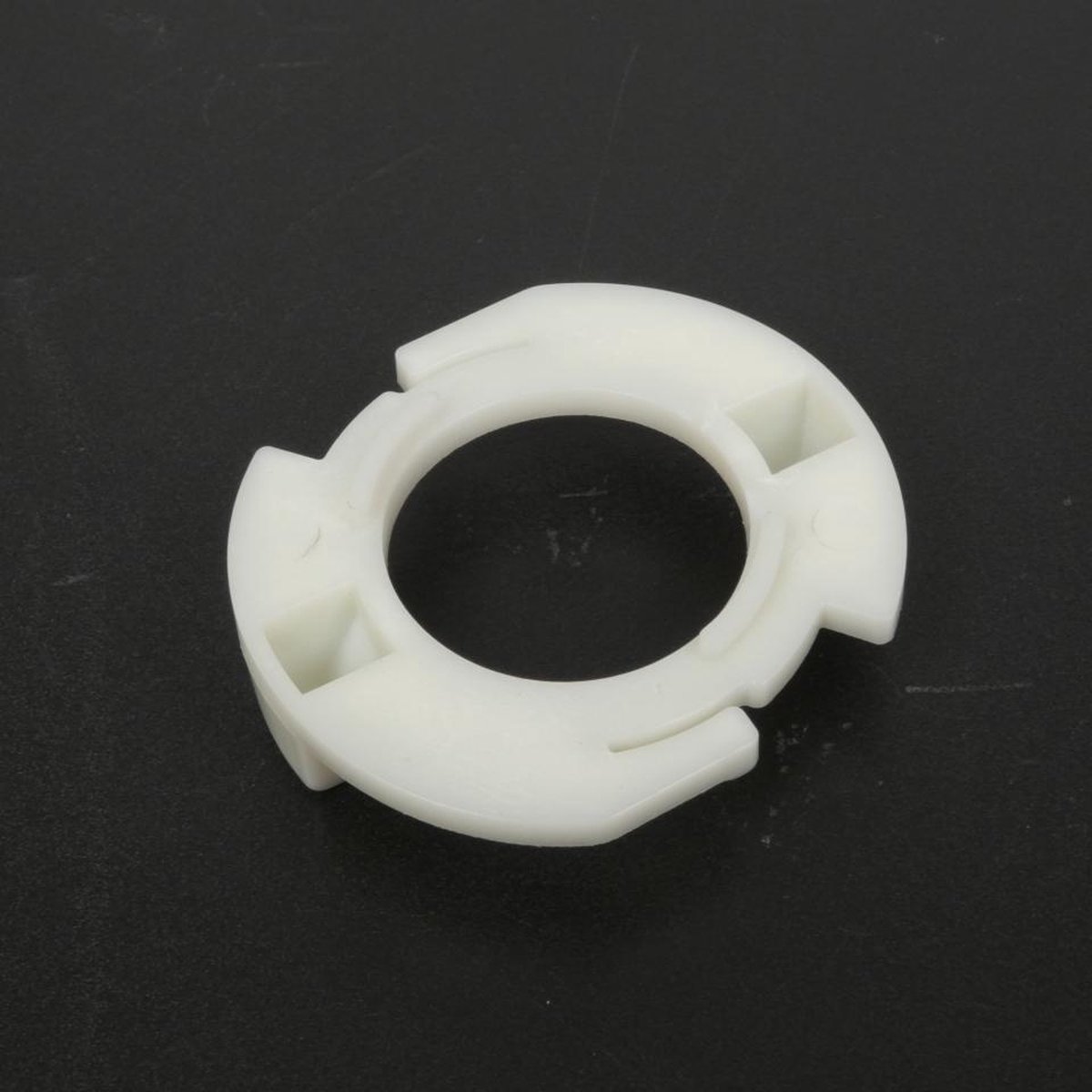 Douille support porte ampoule RMS pour scooter Piaggio 125 Fly 2005 à 2007 Neuf
