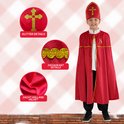Jongen in Sinterklaas-cape met detailcirkels voor glitterkruis, zigzagrand en zachte fluwelen stof.