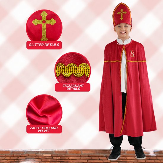 Jongen in Sinterklaas-cape met detailcirkels voor glitterkruis, zigzagrand en zachte fluwelen stof.