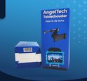 Verpakking van AngelTech tablethouder met blauwe tablet erop.