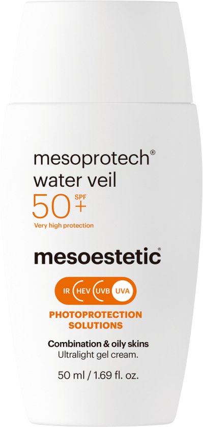 Witte fles met mesoprotech water veil SPF 50+. Beschermt tegen IR, HEV, UVB en UVA.