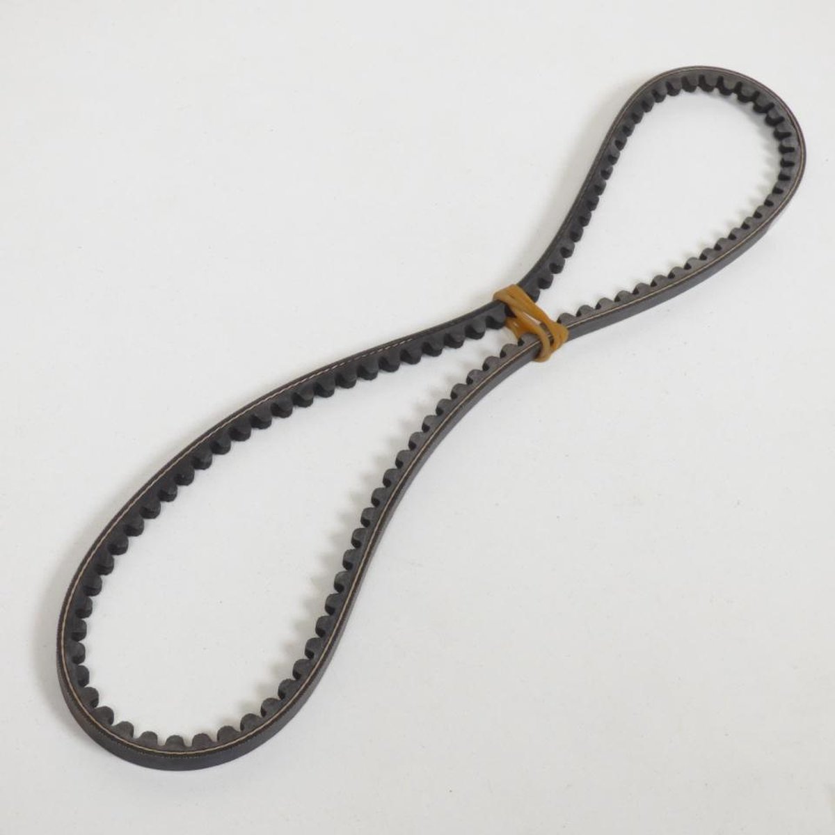 aandrijfriem voor piaggio 50 ciao px bromfiets 9802-21105 nieuw