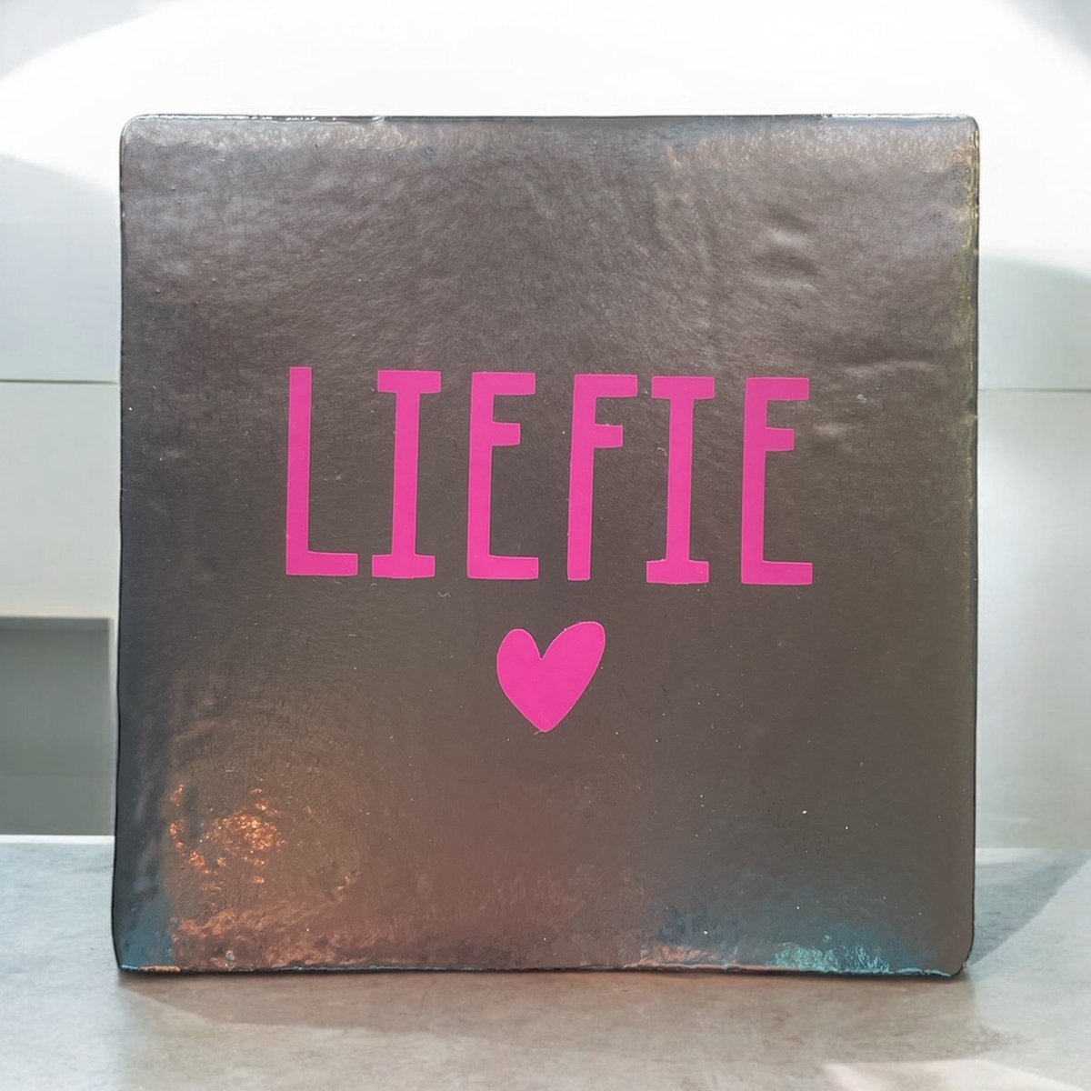 Hip Tegeltje met tekst-Liefie-Metallic Grijs-Spreuk-Cadeau-Geschenk-Gift-Kado-Verjaardag-Valentijn-Sint-Kerst-Zomaar