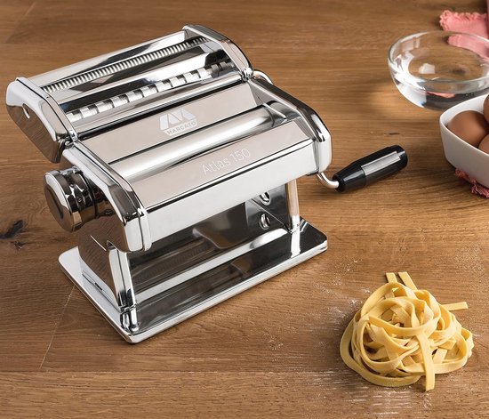 Pastamachine voor verse pasta met 10-voudige dikte-instelling en 3 pastamaten van Emerio — afbeelding 4
