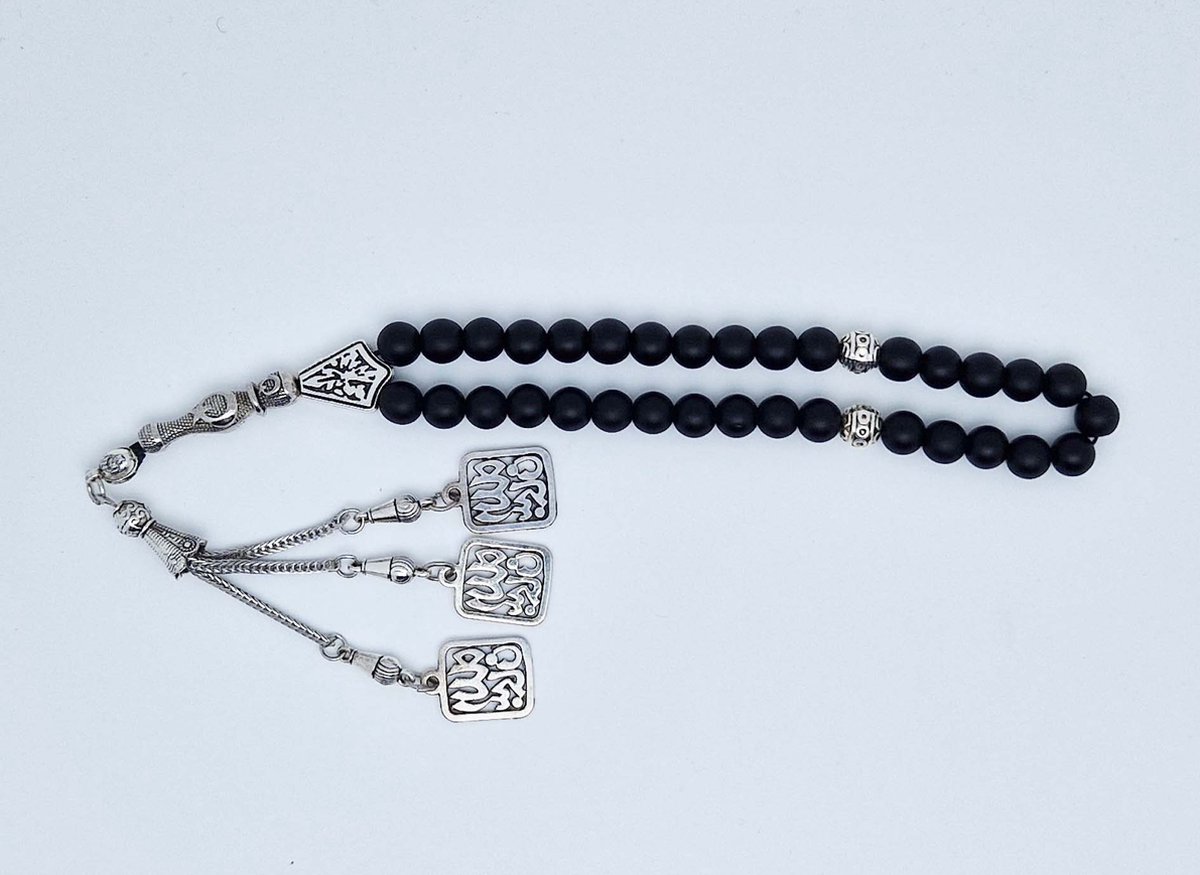 Handgemaakte tesbih "tasbih" natuursteen " Mat zwart onyx " - Aantal kralen 33 - Diameter kralen 8 MM - met metaal tassel "model 10" - Een mooi cadeau-idee