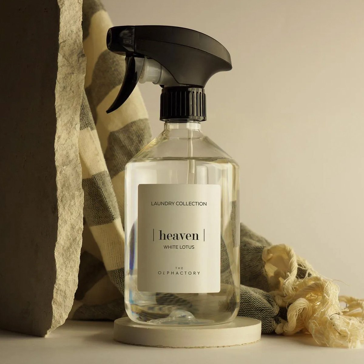The Olphactory Luxe Textiel verfrisser | Spray #heaven - white lotus rituals