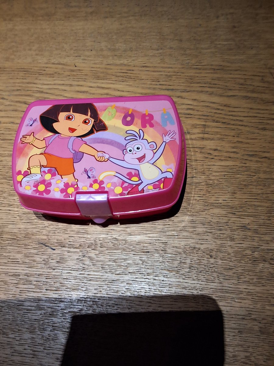Dora brooddoos