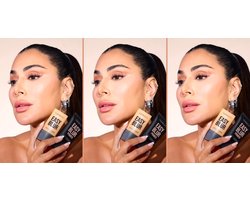 Huda Beauty Natural Airbrush Foundation - Easy Blur Natural Airbrush Foundation 420 WARM - Toffee