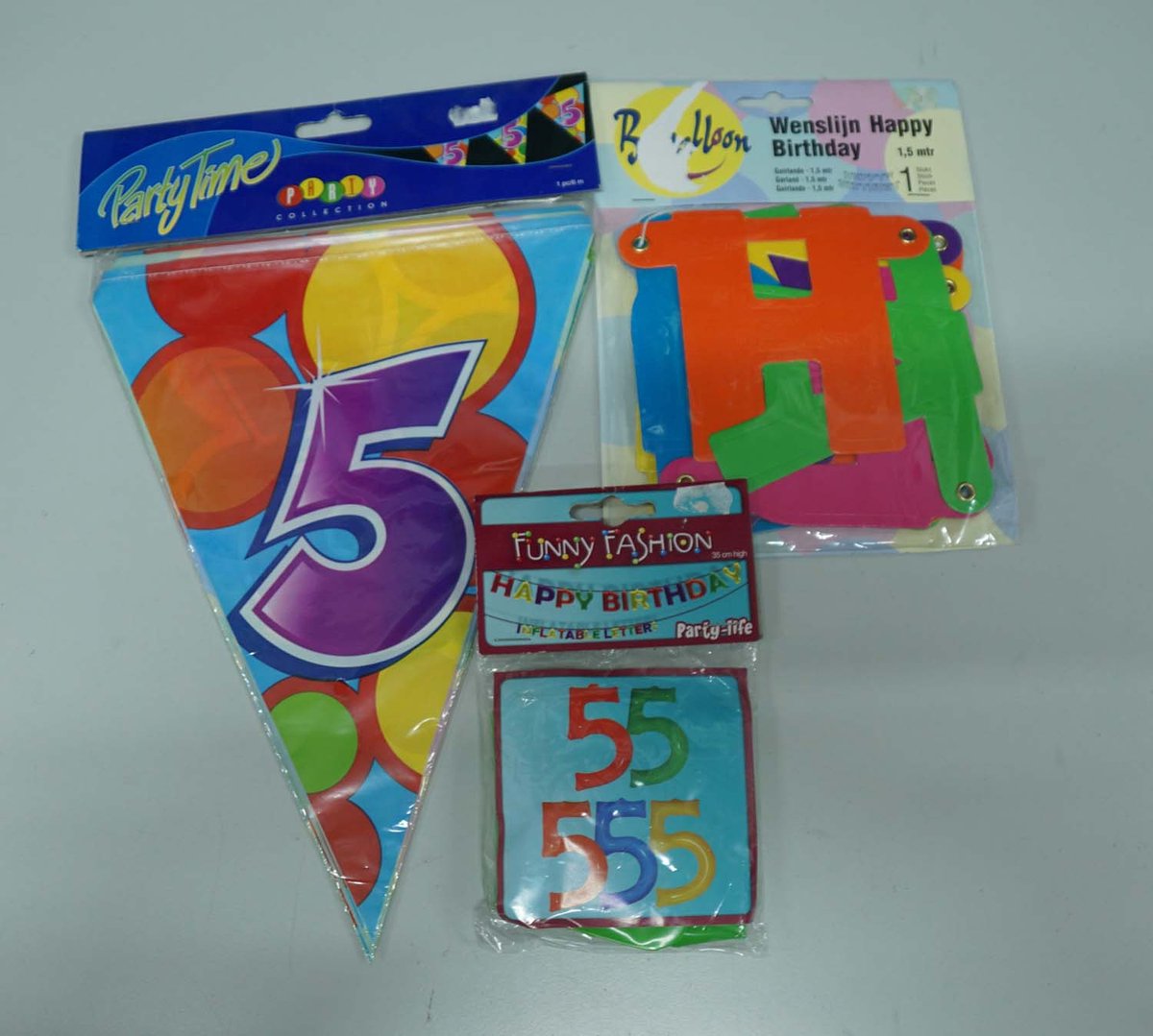 Verjaardag versierpakket 5 jaar met groen cijfer - slinger 5 - opblaasletter groen 5 - slinger Happy Brithday - slingers voor 5 jarige leeftijd - versiering voor 5 jarige bestaan - feest versiering voor 5 jarig verjaardag - versiering54 jaar