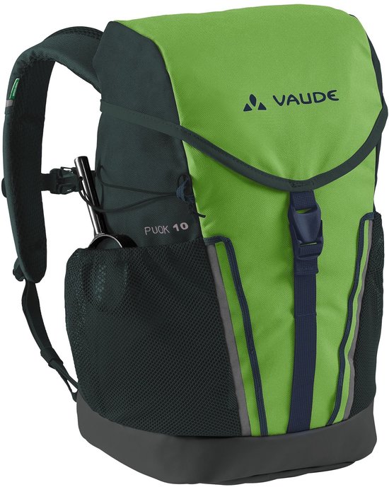 Groene VAUDE Puck 10 rugzak met donkergrijs, gesp, gaasvakken en reflecterende strepen.