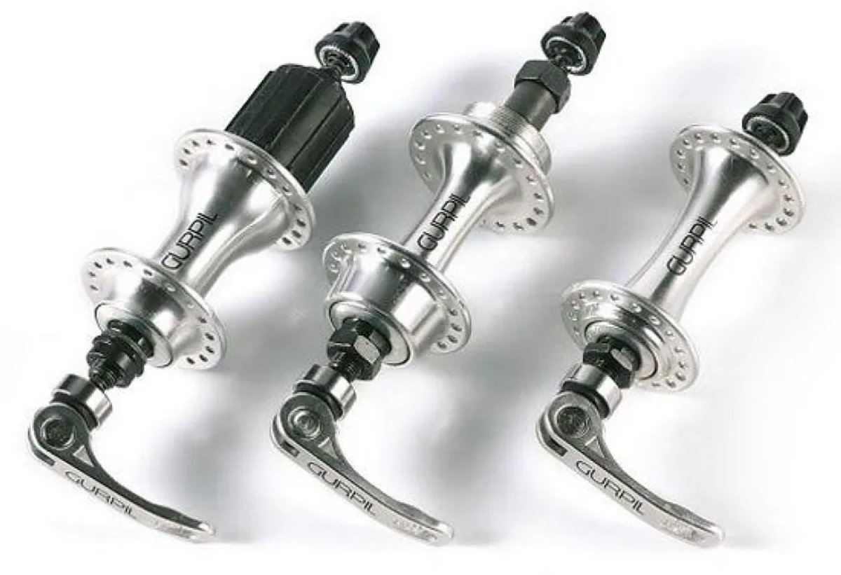 Gtr Road 8-10s Achternaaf Zilver 36H / 9.5 x 130 mm