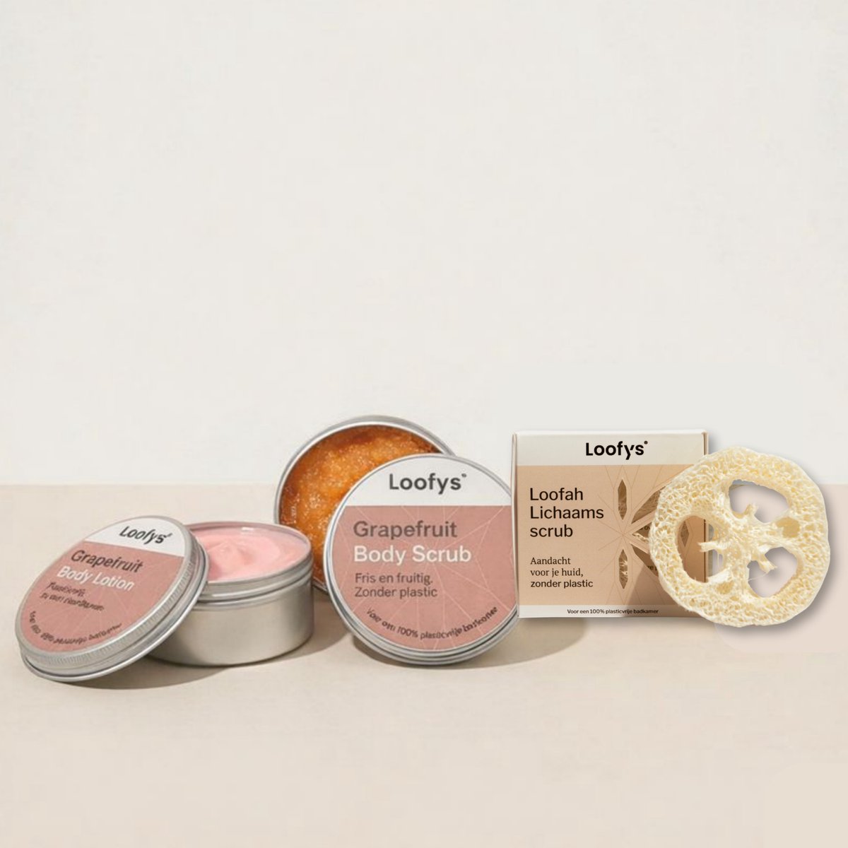Alles-in-1 Lichaamsverzorging Cadeauset – Bodylotion 150ml + Bodyscrub 150ml + Loofah Spons - Grapefruit