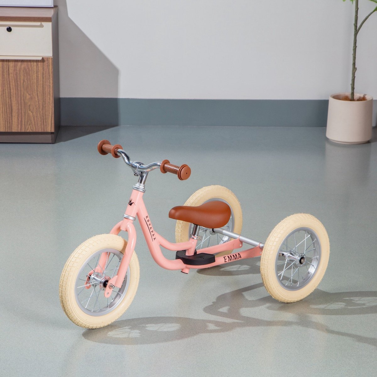 Køvapää Trike - 2 in 1 Loopfiets - 1.5 t/m 4 jaar - Met Naamsticker - 12 inch – Loopfiets - Roze — afbeelding 15