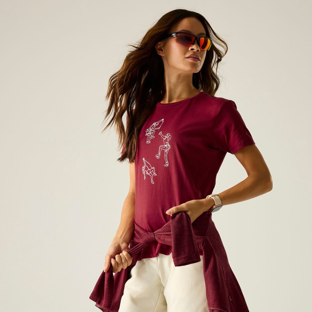 Dare2B Tranquility III T-shirt met korte mouwen en grafische print voor dames Bourgogne