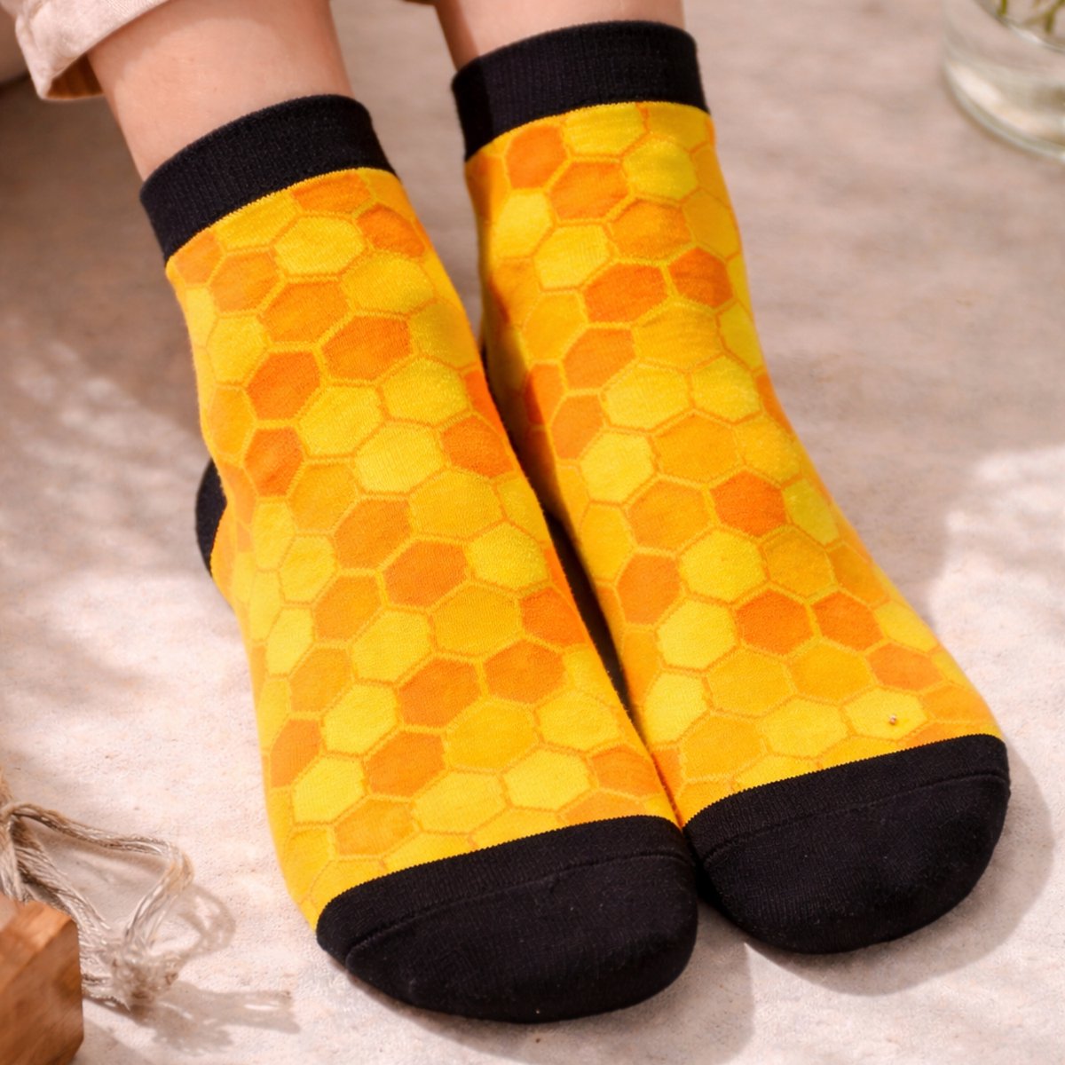Bee Happy Sokken - Vrolijk Bijendesign - Geel/Zwart - Maat 36-40 - Comfortabel & Ademend